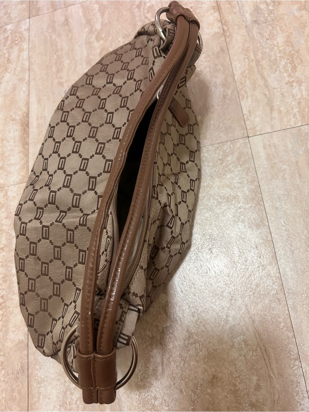 Shoulder Bag - Picture 8 of 11